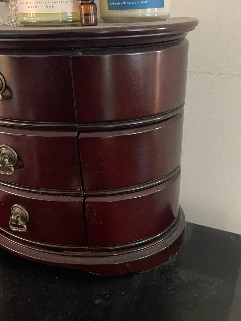 Round Wooden Jewelry Box - Deep Mahogany